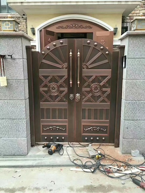 铜艺庭院门
